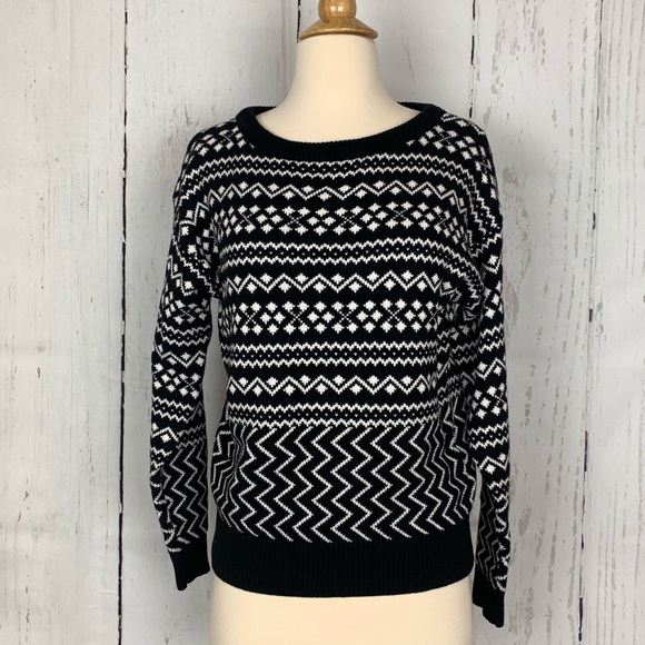 AMERICAN APPAREL || Ski Sweater - Picture 1 of 6